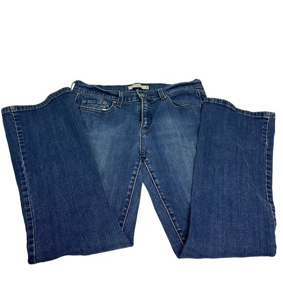 Levi’s Strauss & Co Women’s 515 Boot Cut Studded Pocket Jeans - Size 8 - Picture 2 of 9
